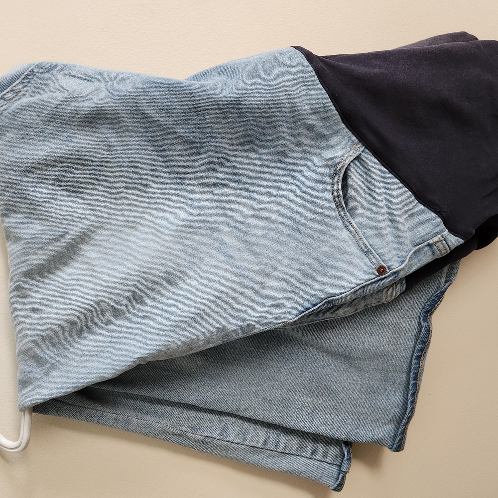 Women's Light Blue Maternity Jeans